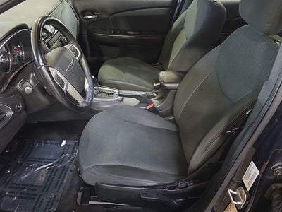 2012 Chrysler 200 Touring