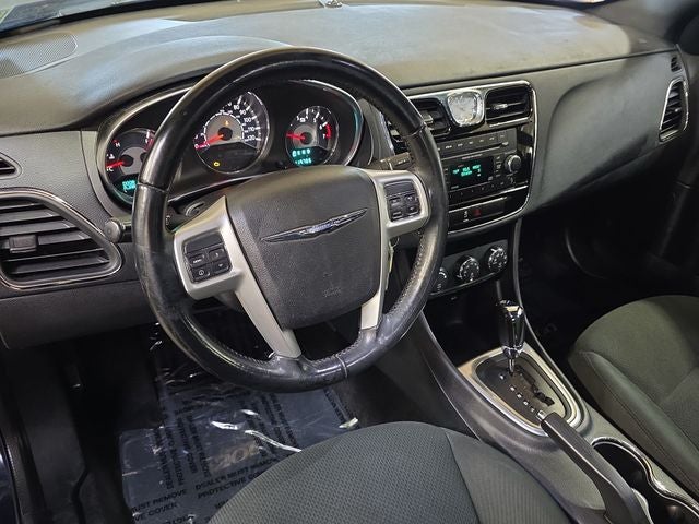 2012 Chrysler 200 Touring
