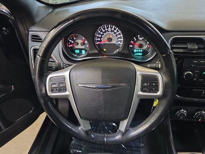 2012 Chrysler 200 Touring