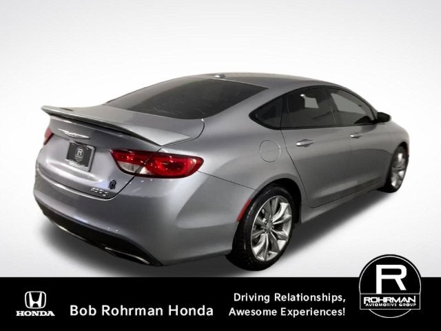 2015 Chrysler 200 S