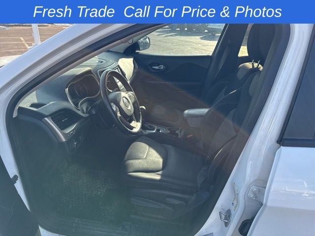 2016 Jeep Cherokee Altitude