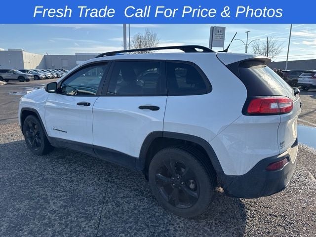 2016 Jeep Cherokee Altitude