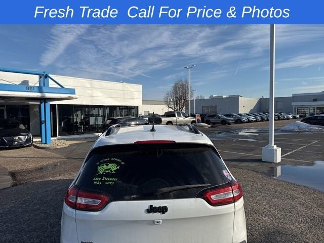 2016 Jeep Cherokee Altitude