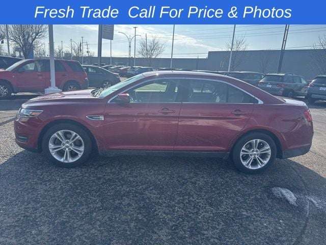 2017 Ford Taurus SEL