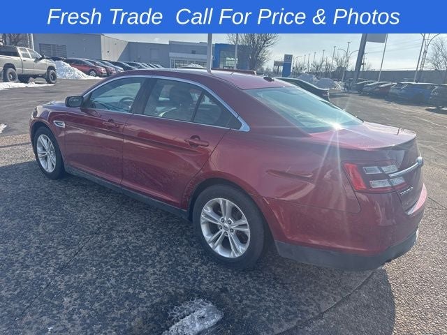 2017 Ford Taurus SEL