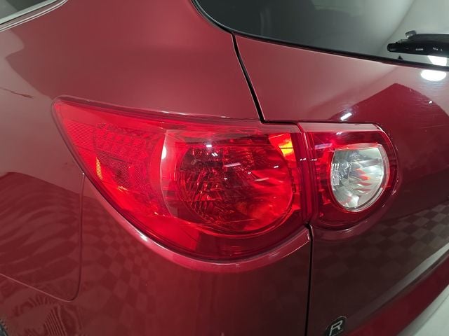 2011 Chevrolet Traverse 2LT 2LT