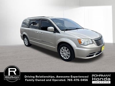 2013 Chrysler Town & Country Touring