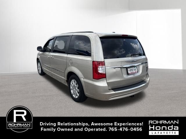 2013 Chrysler Town & Country Touring