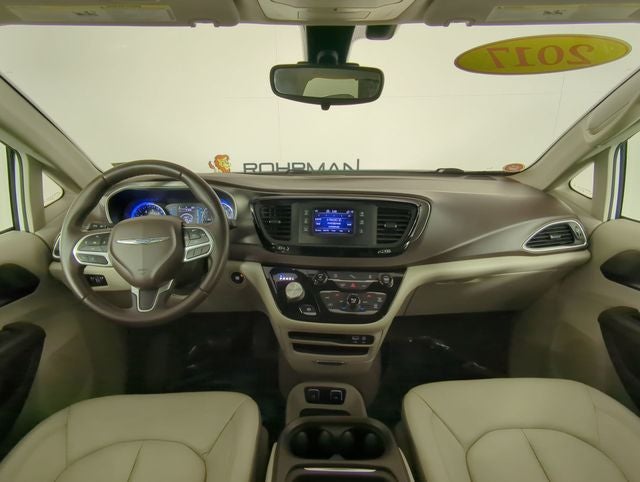 2017 Chrysler Pacifica Touring L