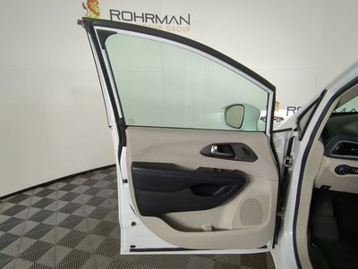 2021 Chrysler Pacifica Touring L