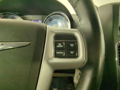 2016 Chrysler Town & Country Touring-L