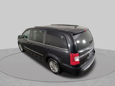 2016 Chrysler Town & Country Touring-L