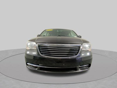 2016 Chrysler Town & Country Touring-L