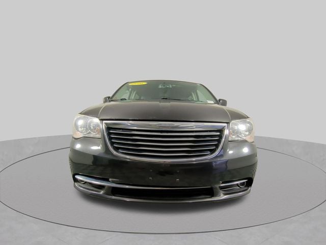 2016 Chrysler Town & Country Touring-L