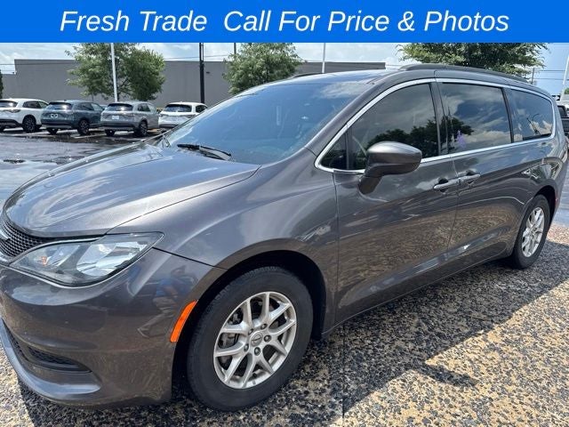 2021 Chrysler Voyager LXI