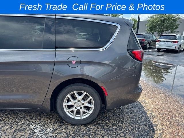 2021 Chrysler Voyager LXI