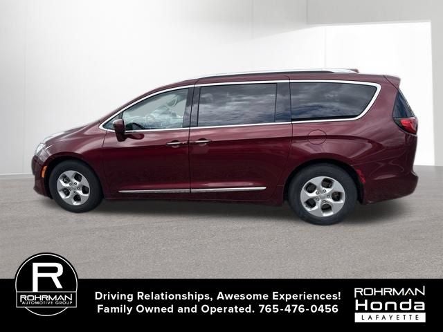 2017 Chrysler Pacifica Touring L Plus