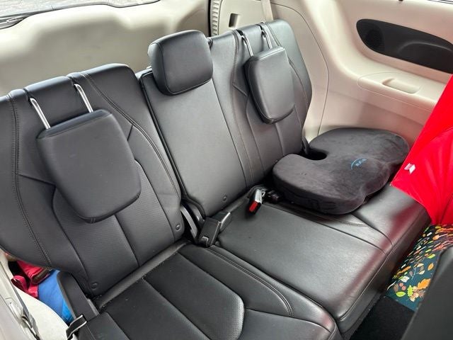 2017 Chrysler Pacifica Touring L Plus