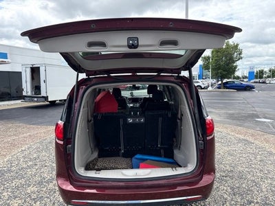 2017 Chrysler Pacifica Touring L Plus