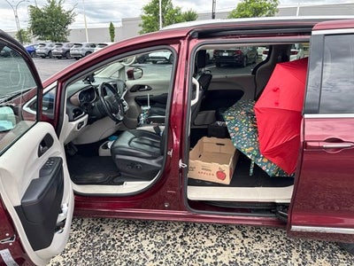 2017 Chrysler Pacifica Touring L Plus