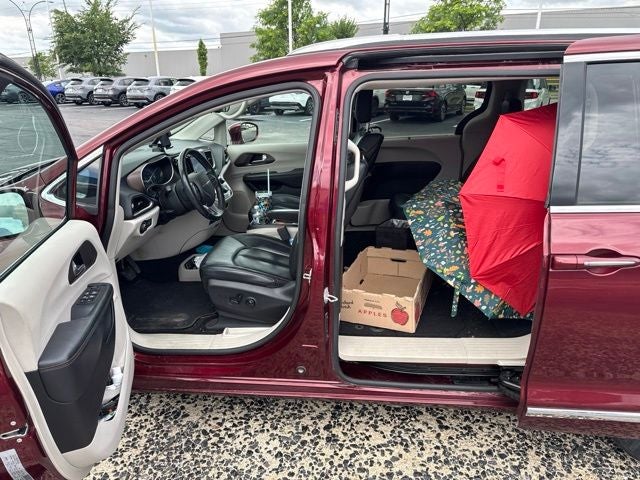 2017 Chrysler Pacifica Touring L Plus