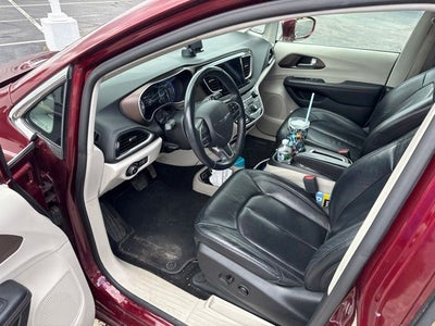 2017 Chrysler Pacifica Touring L Plus