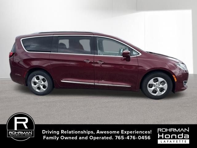 2017 Chrysler Pacifica Touring L Plus