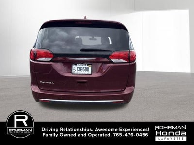 2017 Chrysler Pacifica Touring L Plus