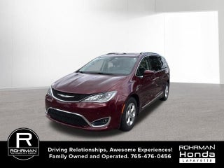 2017 Chrysler Pacifica Touring L Plus