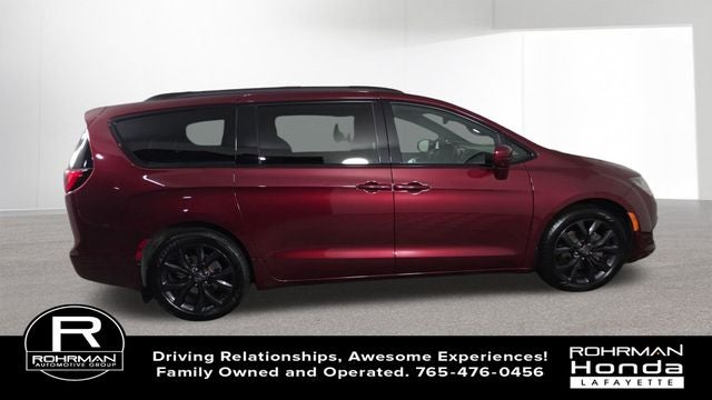2019 Chrysler Pacifica Touring L Plus