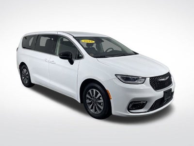 2024 Chrysler Pacifica Hybrid Select