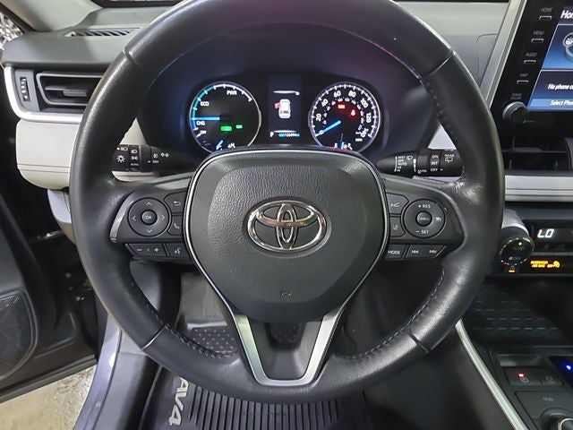 2020 Toyota RAV4 Hybrid XLE