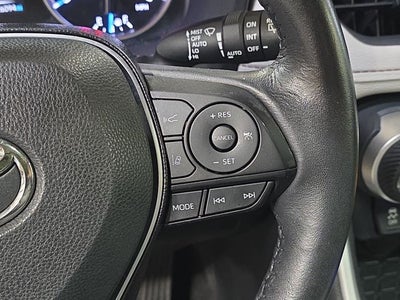 2020 Toyota RAV4 Hybrid XLE