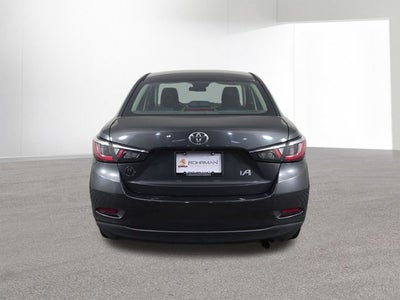 2017 Toyota Yaris iA Base