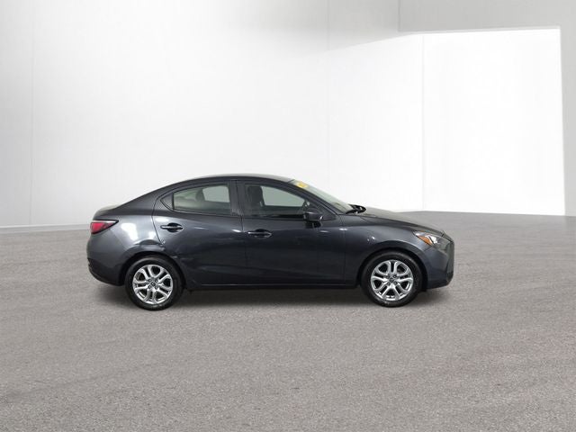 2017 Toyota Yaris iA Base