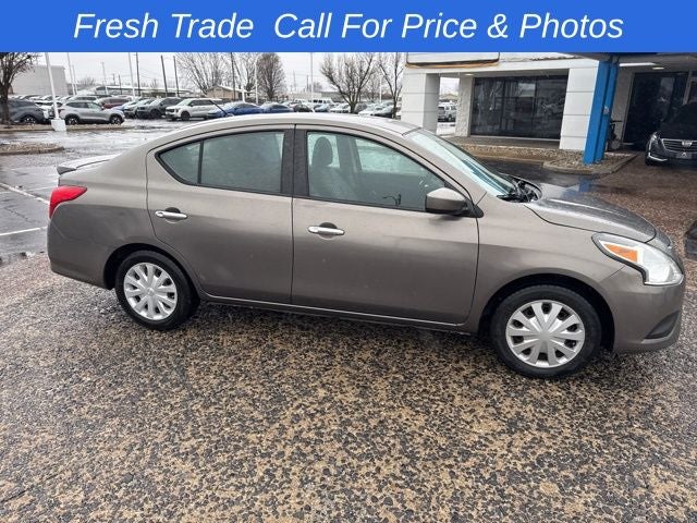 2016 Nissan Versa 1.6 SV