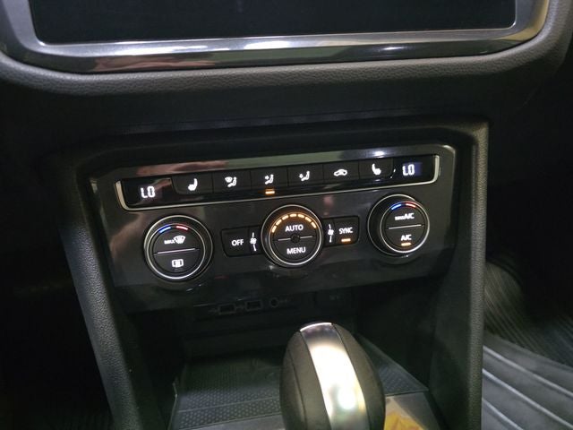 2020 Volkswagen Tiguan 2.0T SE 4Motion