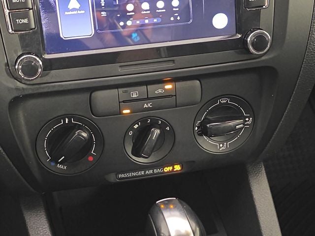 2014 Volkswagen Jetta 1.8T SE