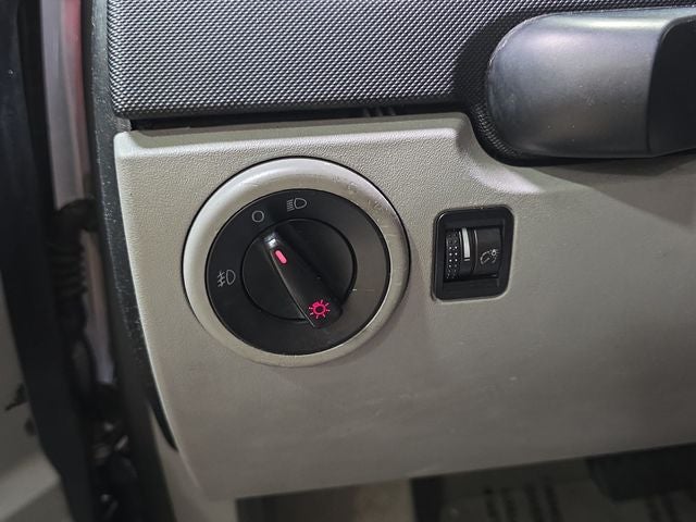 2006 Volkswagen Beetle 2.5L