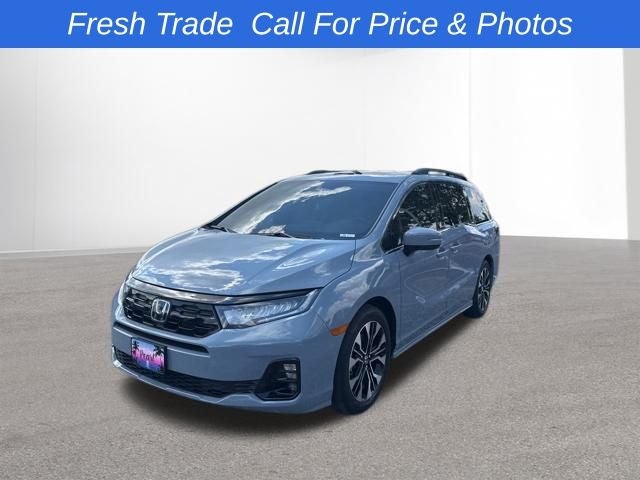 2025 Honda Odyssey Elite's photo
