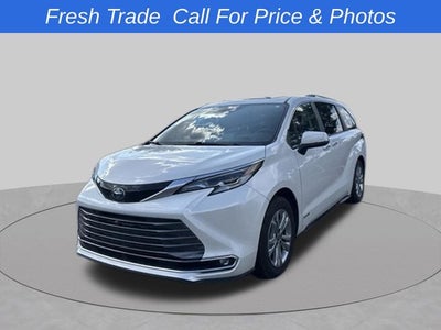 2021 Toyota Sienna Platinum 7 Passenger