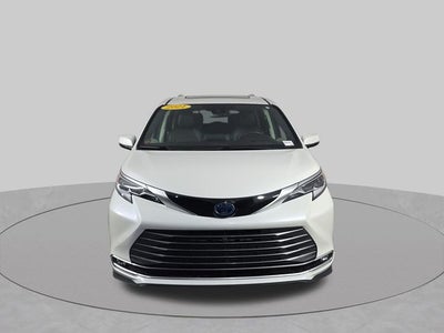 2021 Toyota Sienna Platinum 7 Passenger