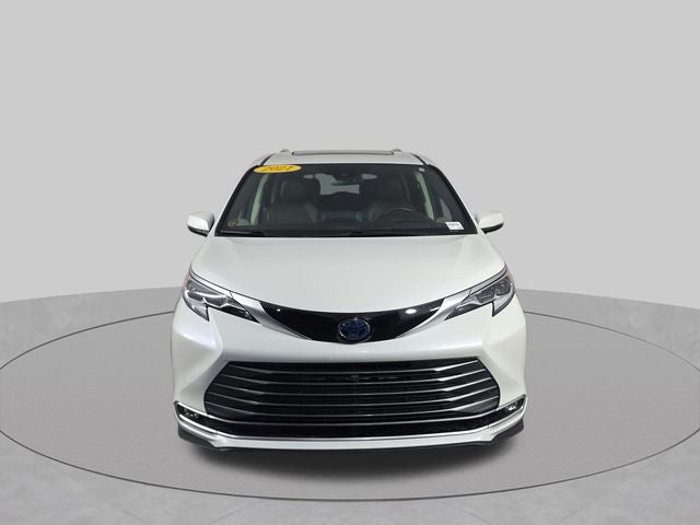 2021 Toyota Sienna Platinum 7 Passenger