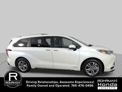 2021 Toyota Sienna Platinum 7 Passenger