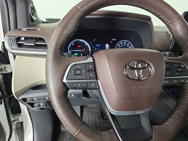 2021 Toyota Sienna Platinum 7 Passenger
