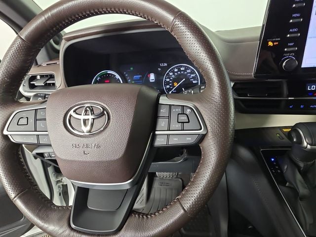 2021 Toyota Sienna Platinum 7 Passenger