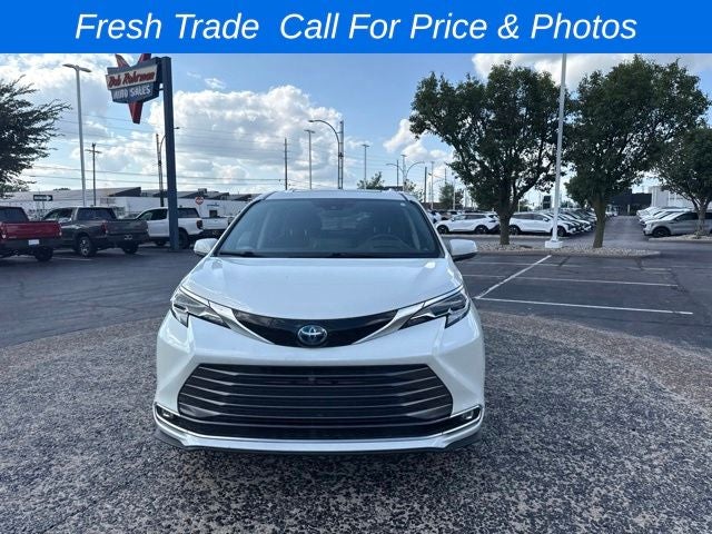 2021 Toyota Sienna Platinum 7 Passenger