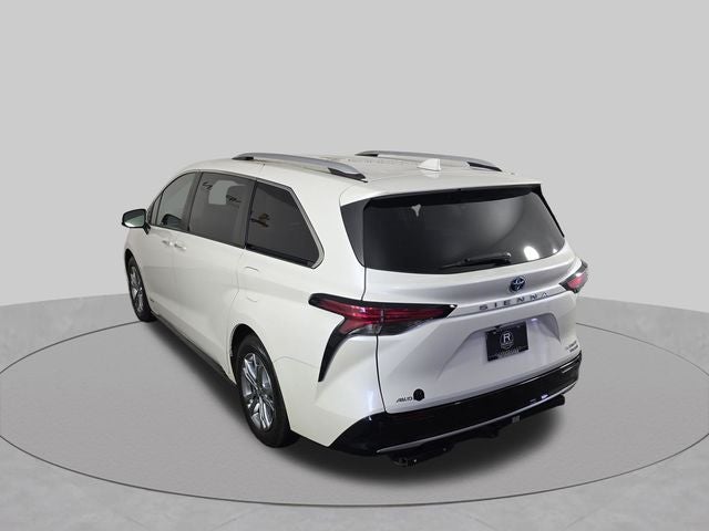2021 Toyota Sienna Platinum 7 Passenger