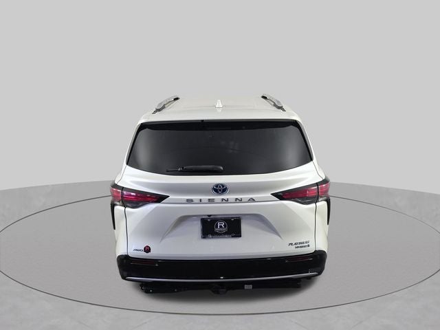 2021 Toyota Sienna Platinum 7 Passenger