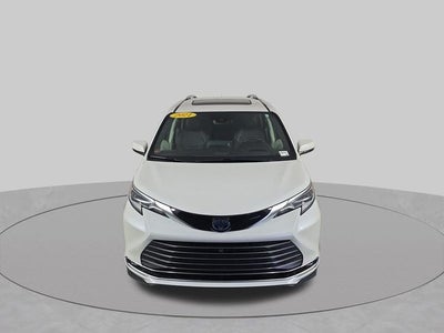 2021 Toyota Sienna Platinum 7 Passenger